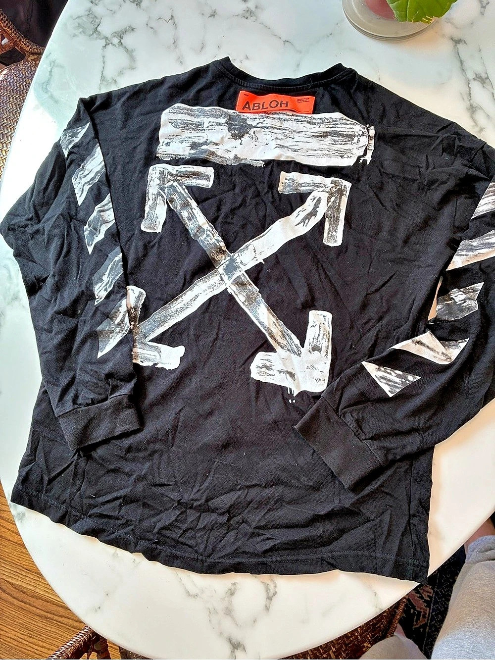 Off-White Marker Arrows Print Long Sleeve T-shirt Black & White